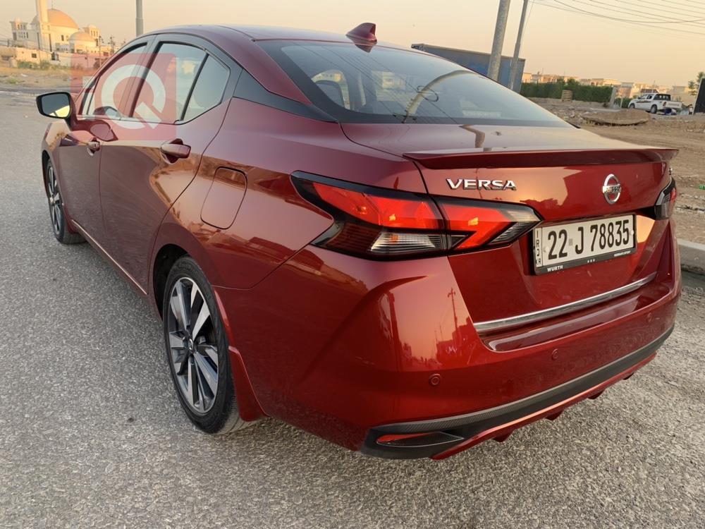 Nissan Versa
